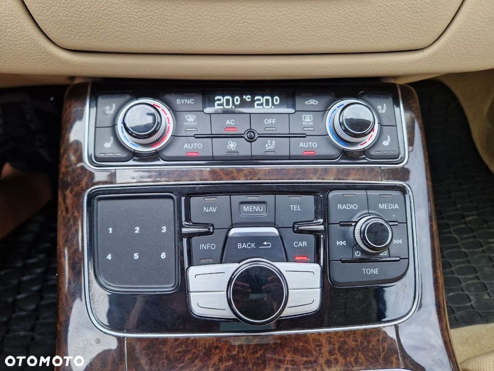 Audi A8 - 17