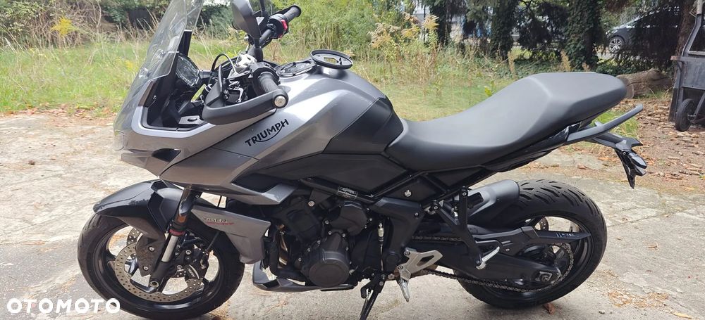 Triumph Tiger - 8