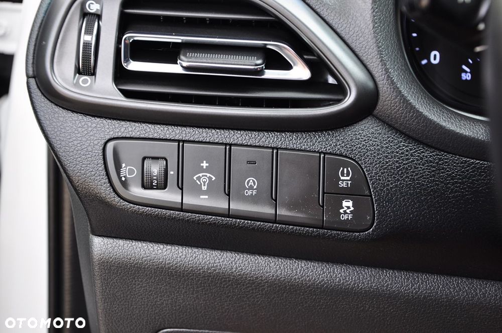 Hyundai i30 1.6 CRDI DCT EDITION 30+ - 36