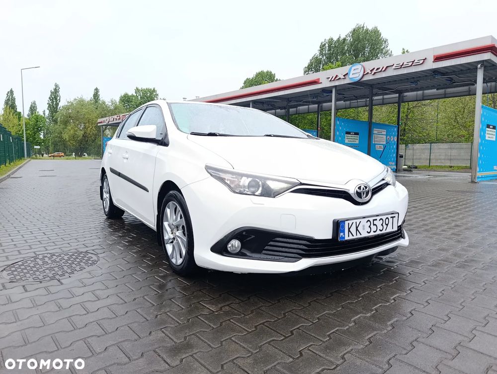 Toyota Auris 1.6 D-4D Edition-S - 2