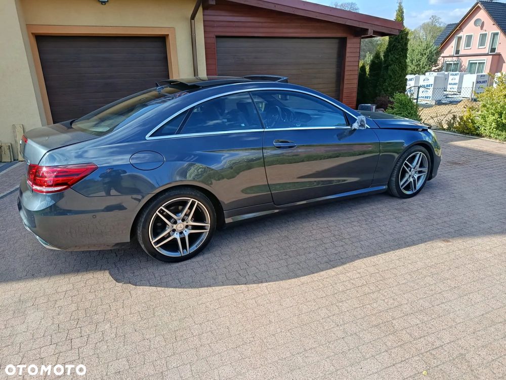 Mercedes-Benz Klasa E 400 7G-TRONIC - 36