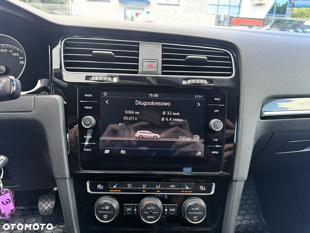 Volkswagen Golf VII 1.6 TDI BMT Highline - 22