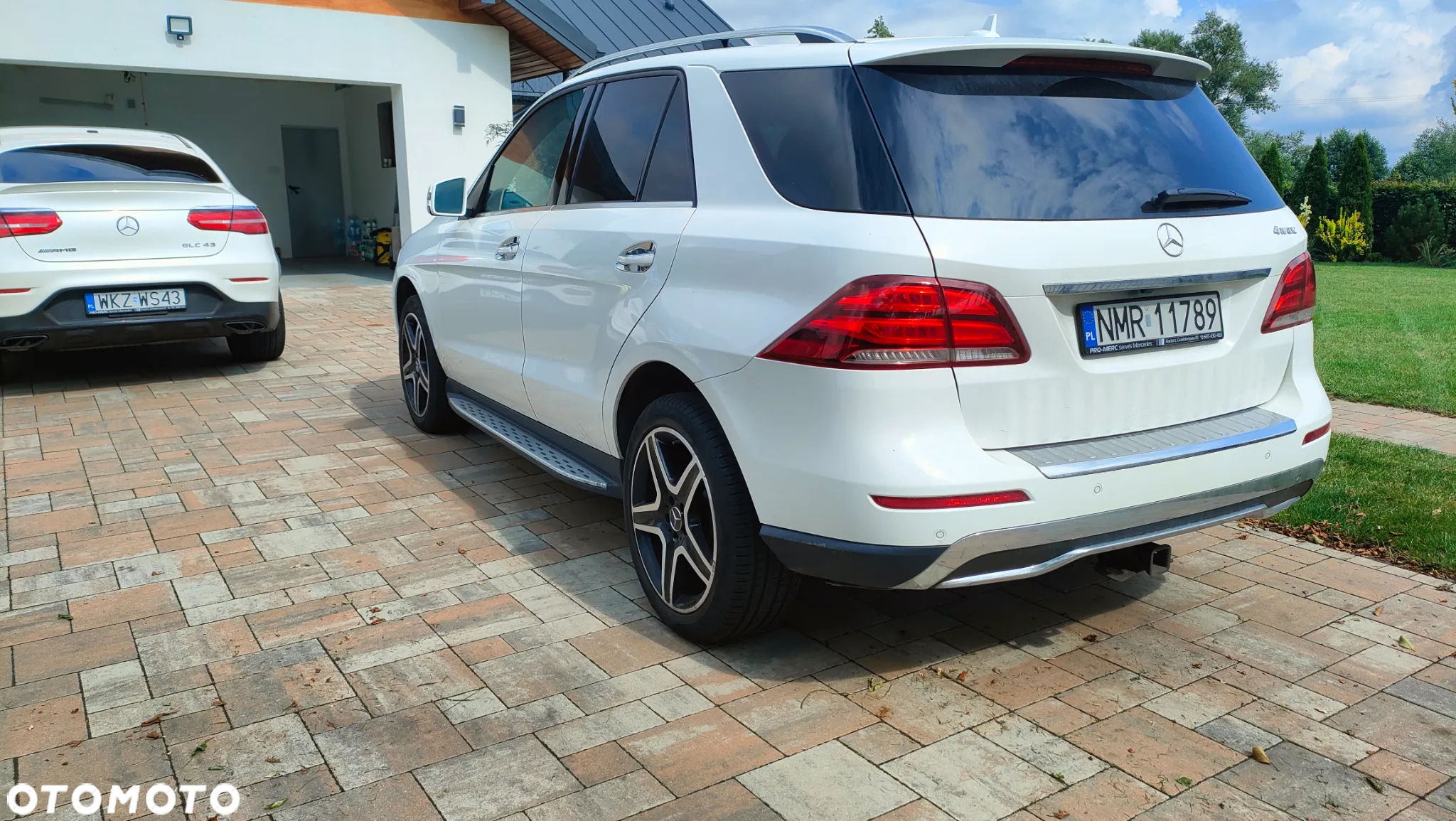 Mercedes-Benz ML 350 BlueEff 4-Matic - 4