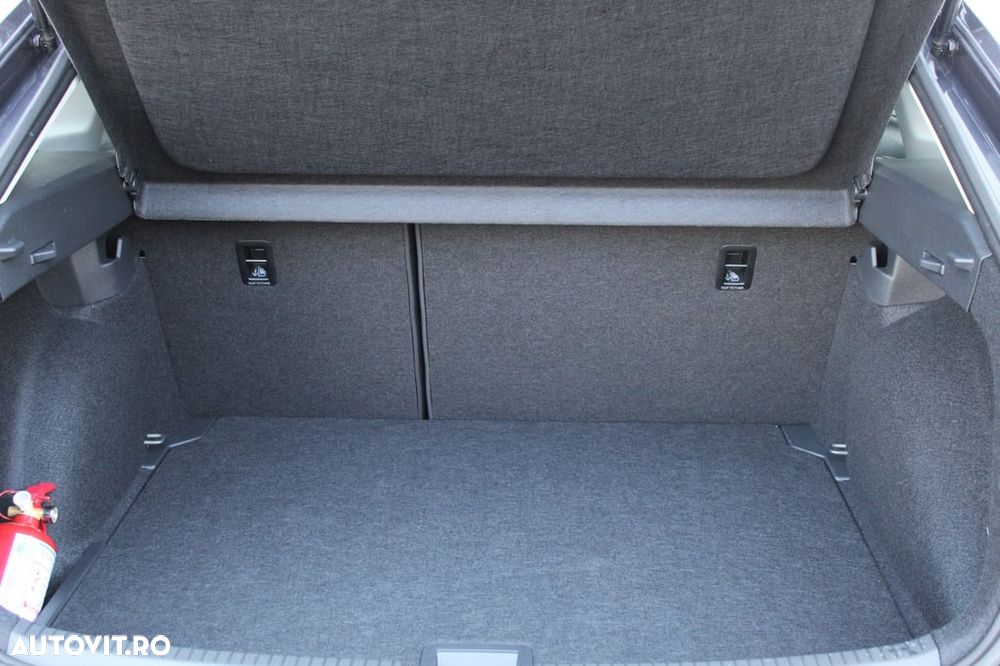 Volkswagen Taigo 1.5 TSI DSG Style - 11