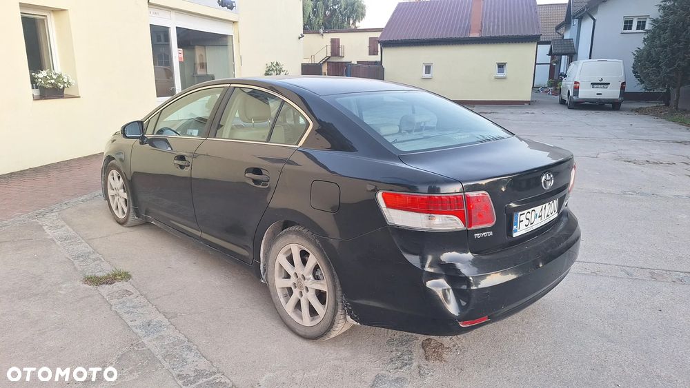Toyota Avensis 2.0 D-4D Premium - 5