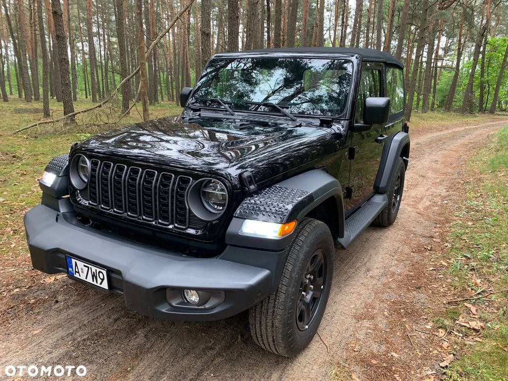 Jeep Wrangler - 1