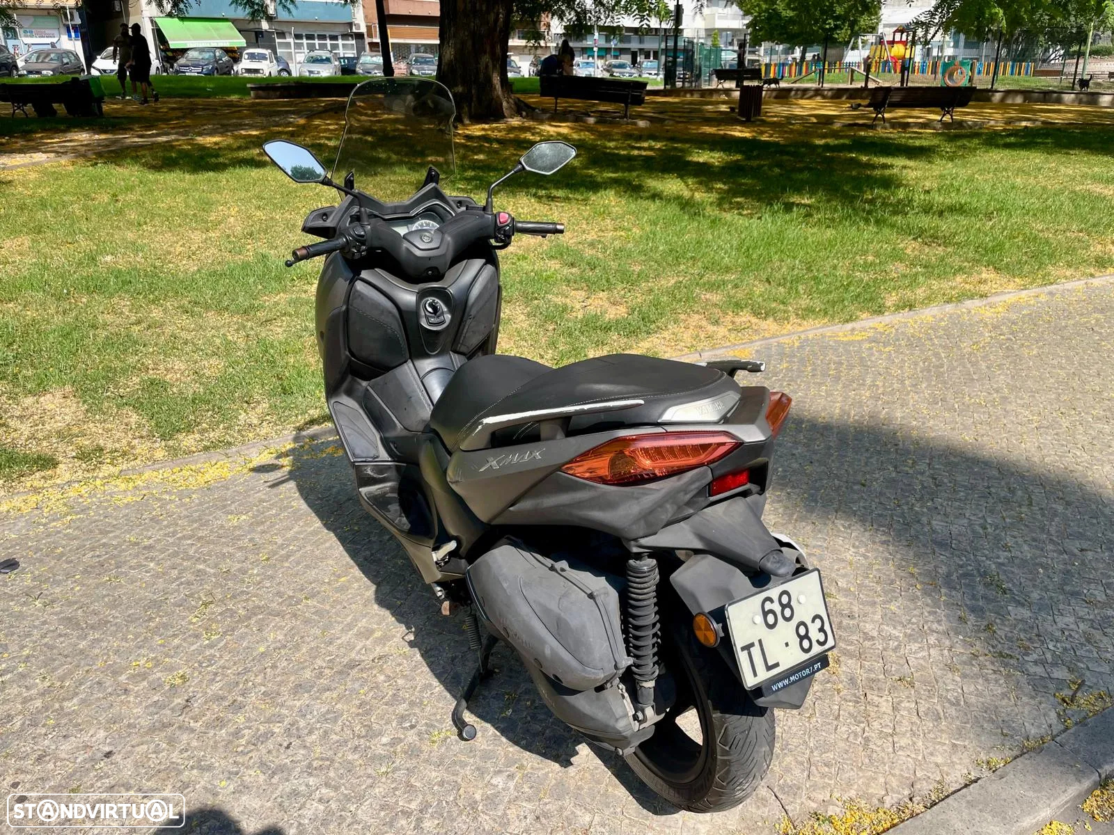 Yamaha X-Max 300 ABS - 3