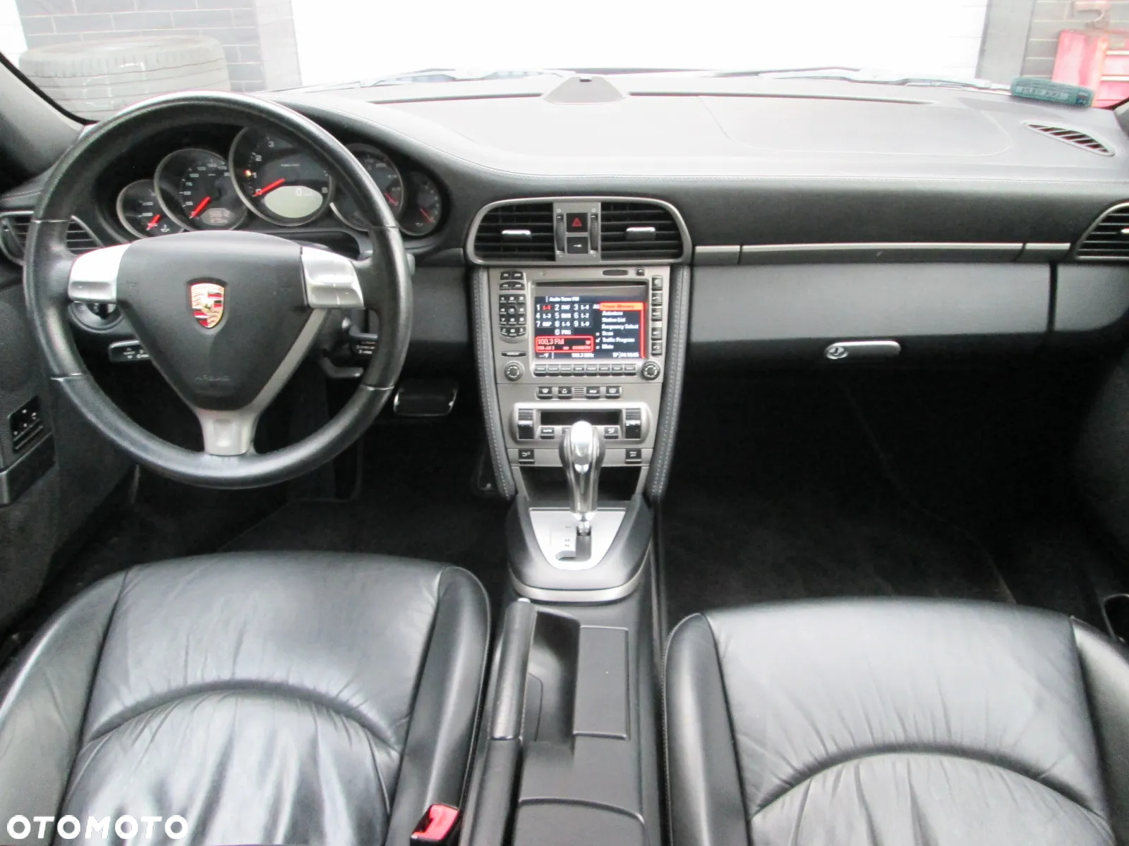 Porsche 911 Carrera Tiptronic S - 19