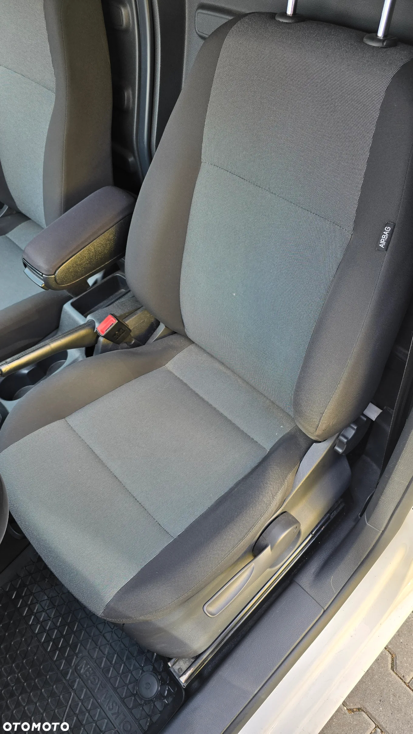 Volkswagen Caddy - 5