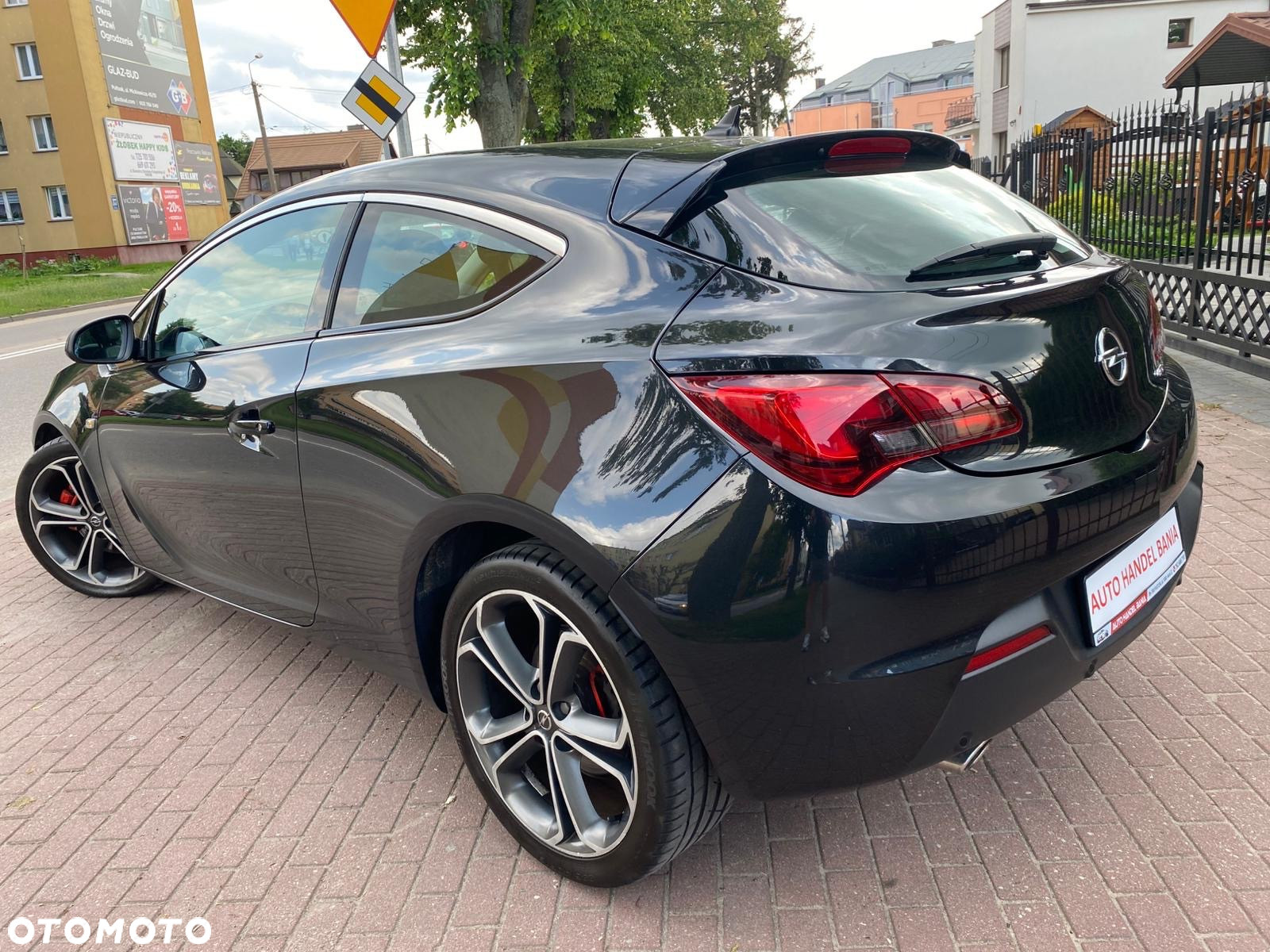 Opel Astra GTC 1.4 Turbo - 18