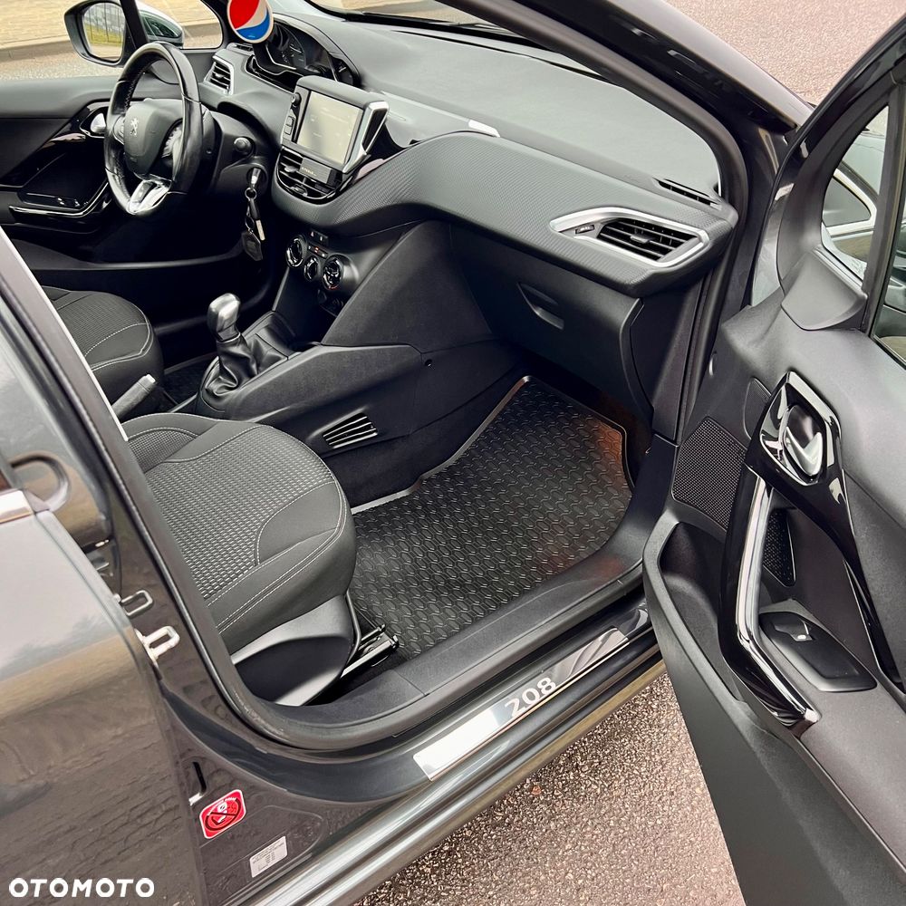 Peugeot 208 82 PureTech Style - 26