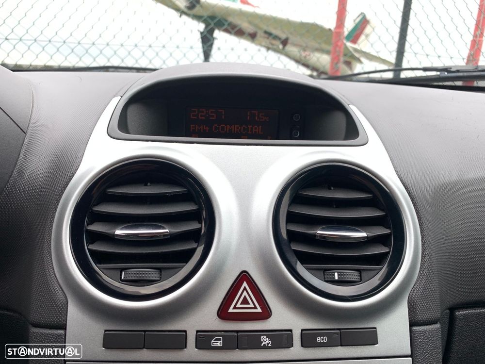 Opel Corsa 1.3 CDTi Enjoy - 36