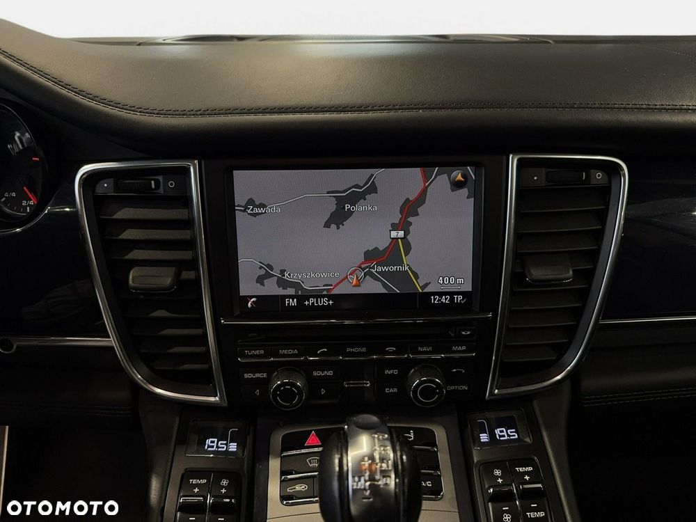 Porsche Panamera Diesel - 27