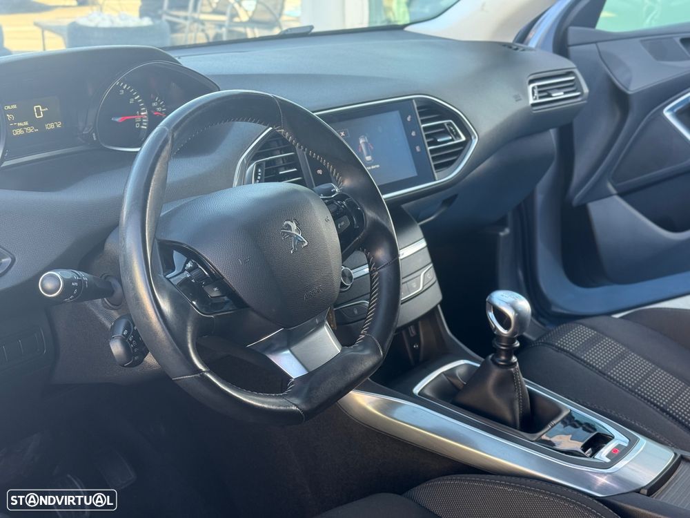 Peugeot 308 130 e-THP Stop & Start Allure - 8