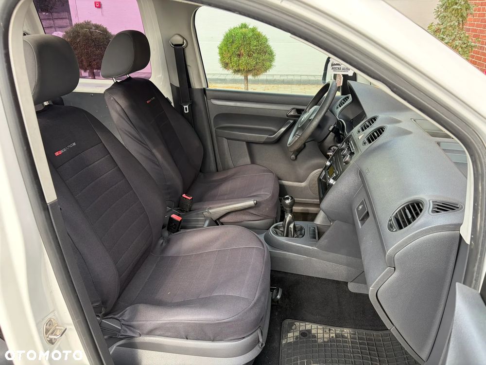Volkswagen Caddy - 9