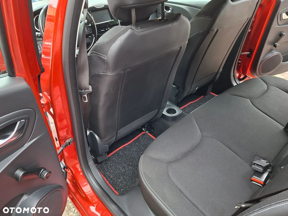 Renault Clio TCe 90 Luxe - 14