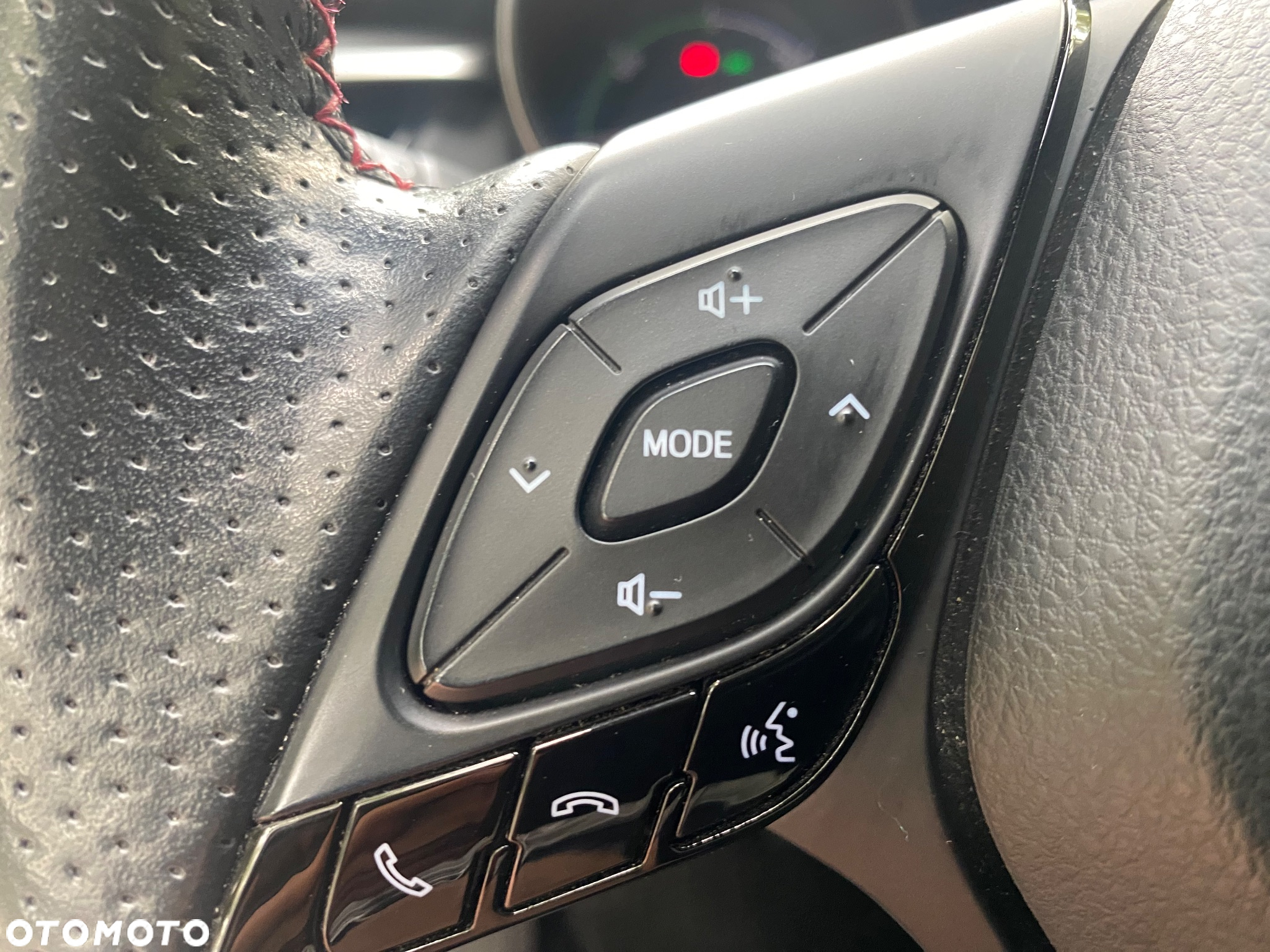 Toyota C-HR 2.0 Hybrid GR Sport - 18