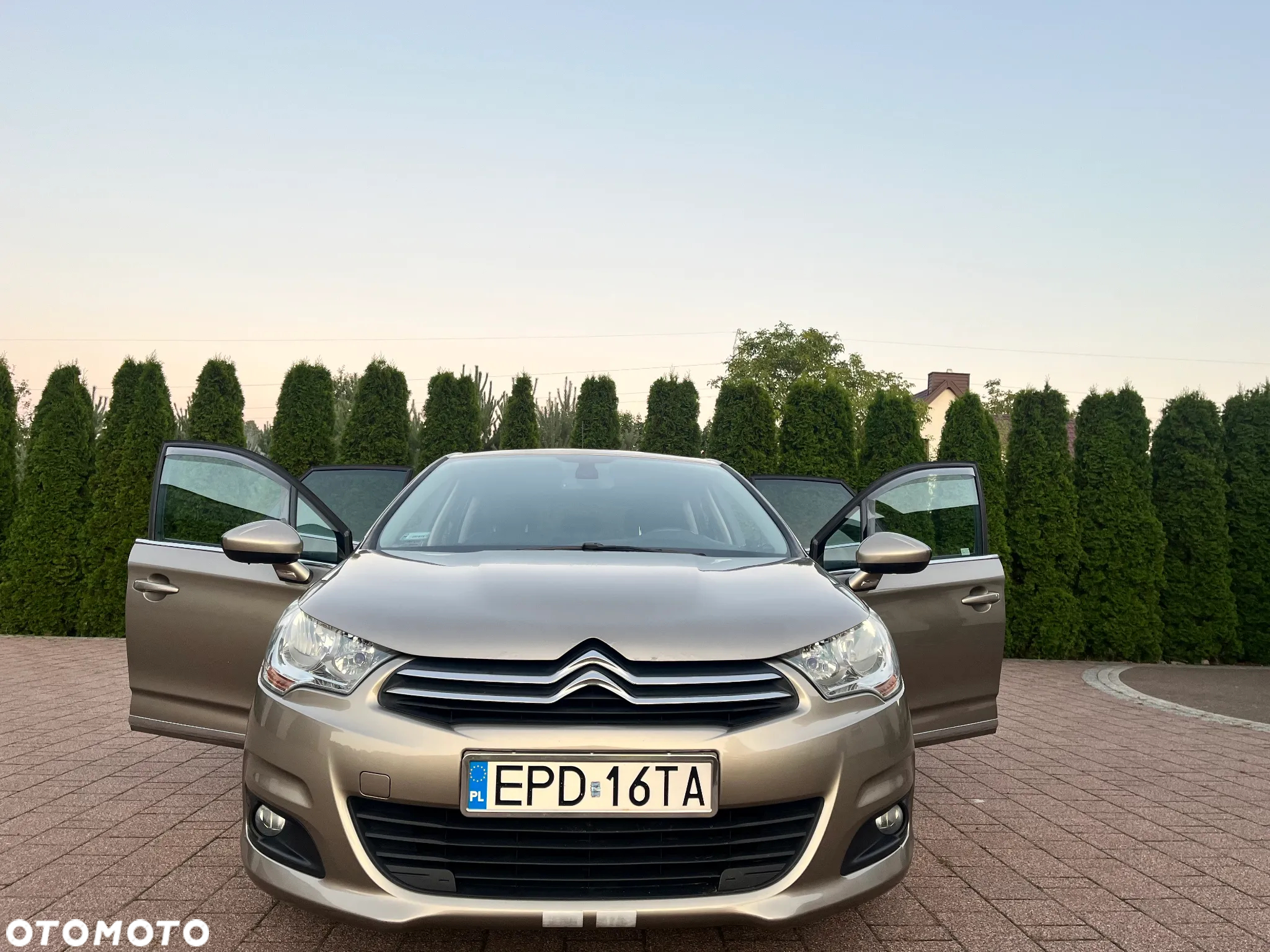Citroën C4 1.6 VTi Attraction - 2