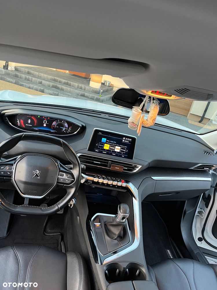 Peugeot 3008 1.5 BlueHDi Active S&S - 28