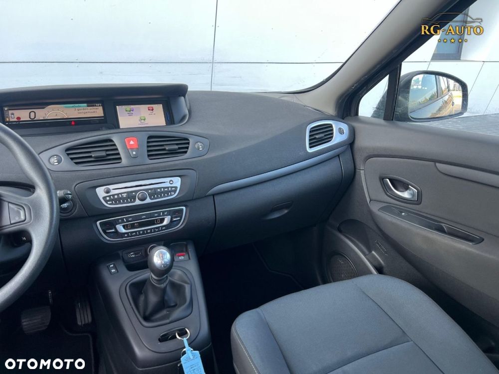 Renault Scenic - 33