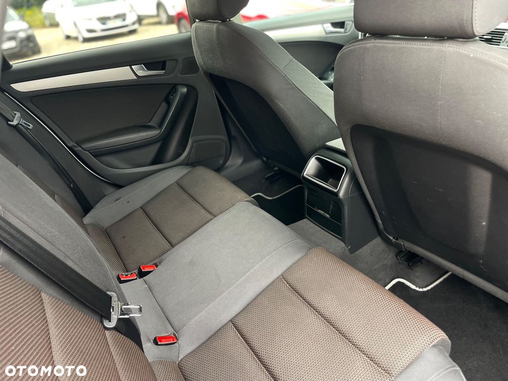 Audi A4 Allroad - 16
