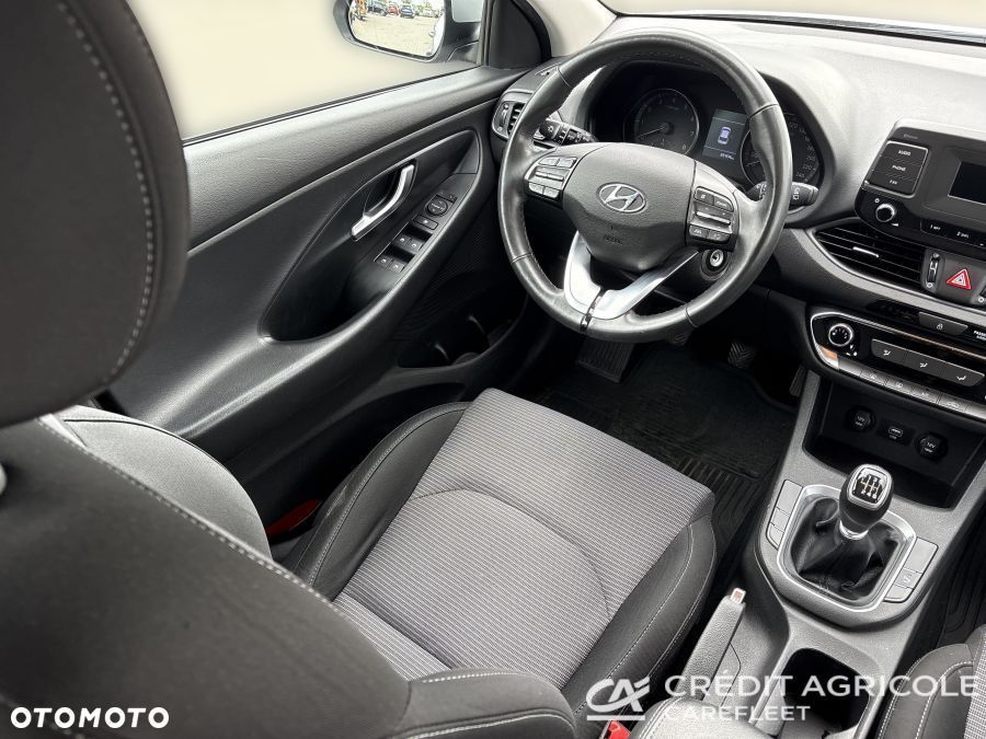 Hyundai i30 1.5 DPI Classic + - 22