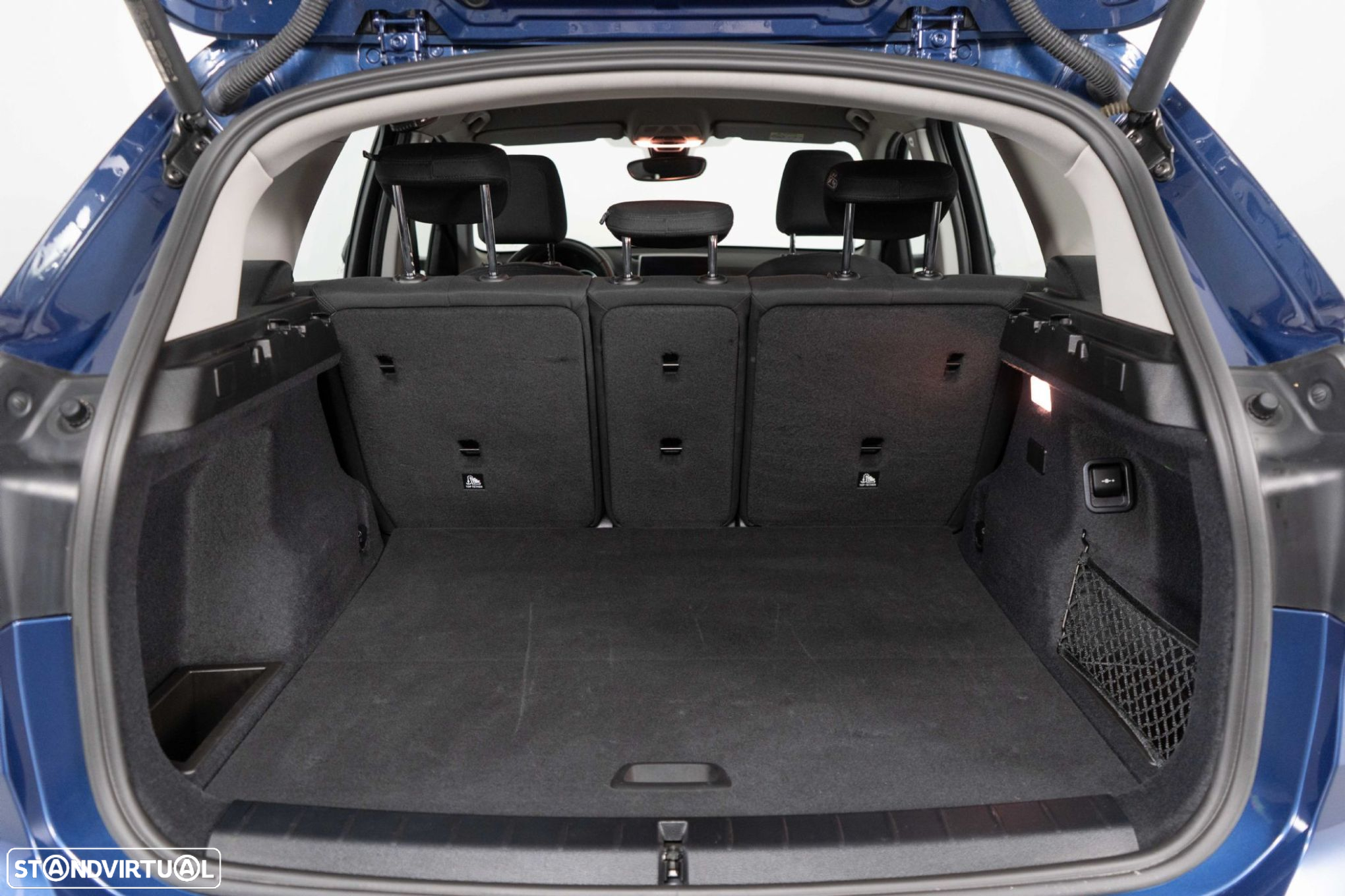BMW X1 25 e xDrive Corporate Edition - 13