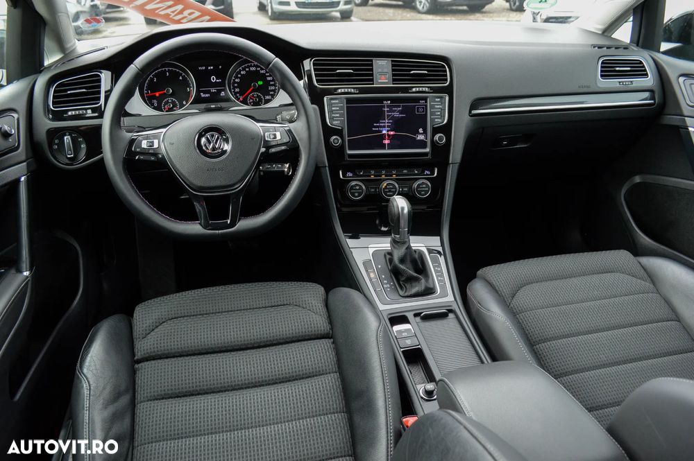 Volkswagen Golf 2.0 TDI (BlueMotion Technology) DSG Highline - 25