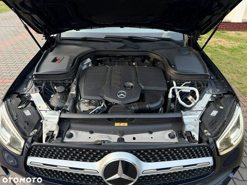 Mercedes-Benz GLC 220 d 4Matic 9G-TRONIC AMG Line - 38