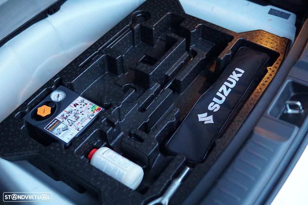 Suzuki Vitara 1.6 VVT GLX - 27