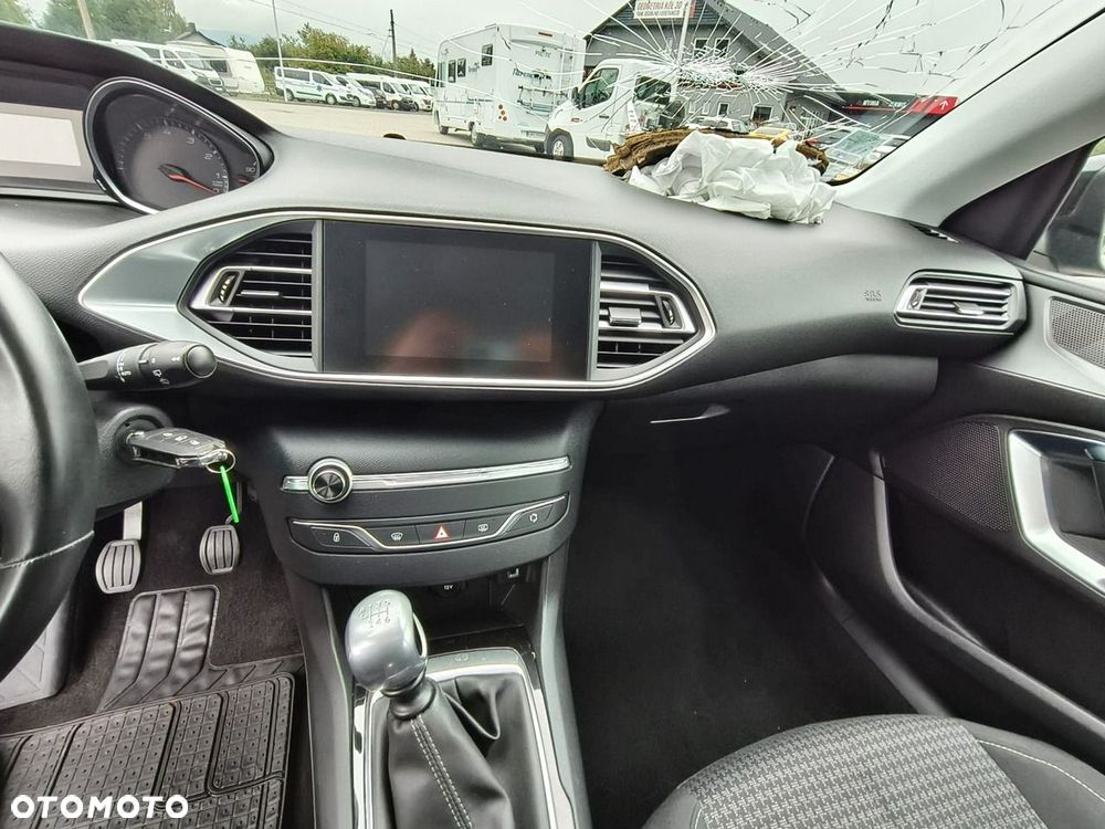 Peugeot 308 - 14
