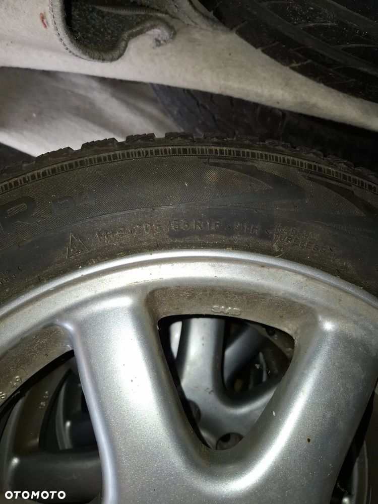Koła do Saaba z nowymi oponami zimowymi Nokian wrd4 205/55 r16 - 2