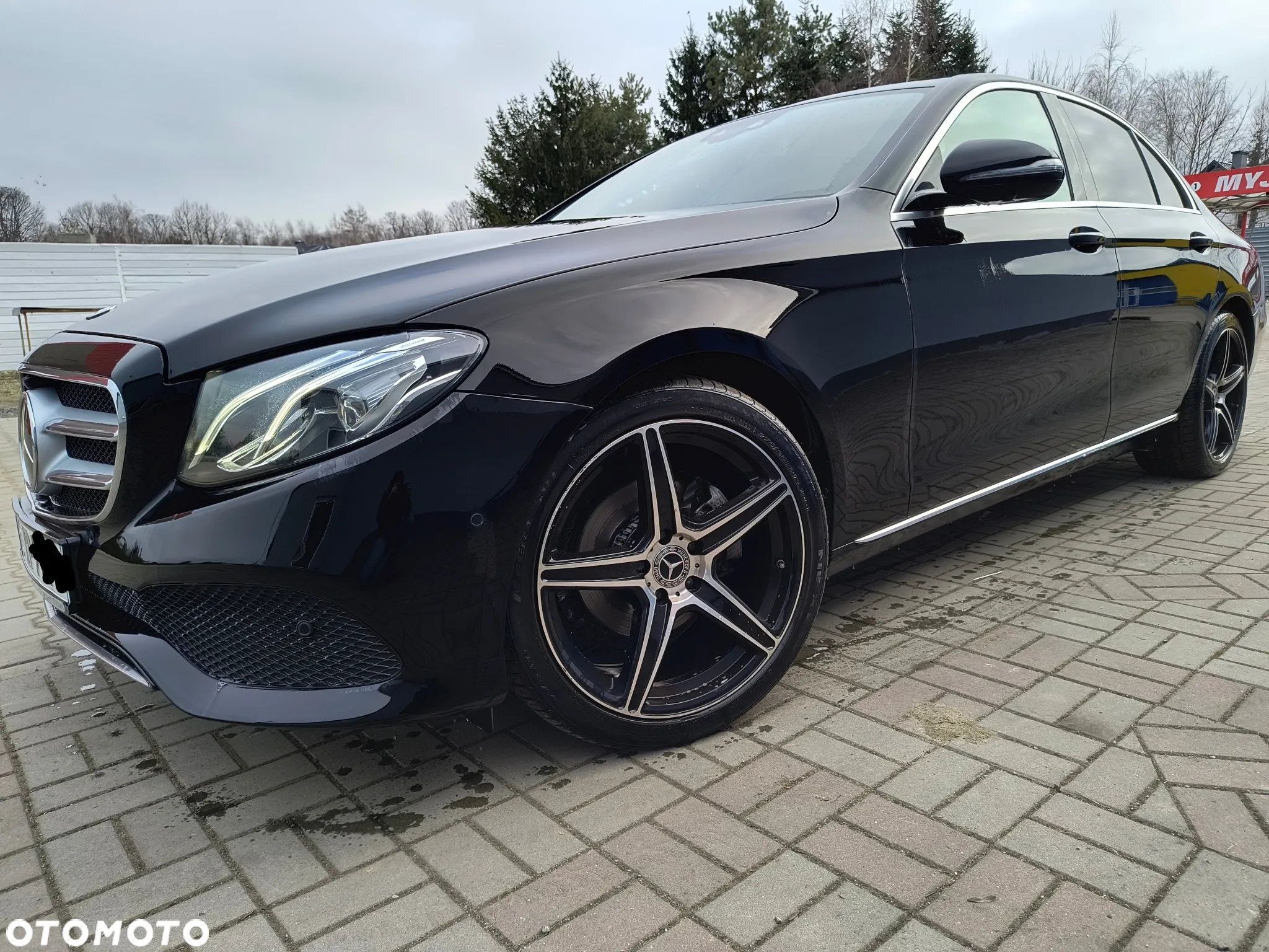 Mercedes-Benz Klasa E 220 d 9G-TRONIC - 6