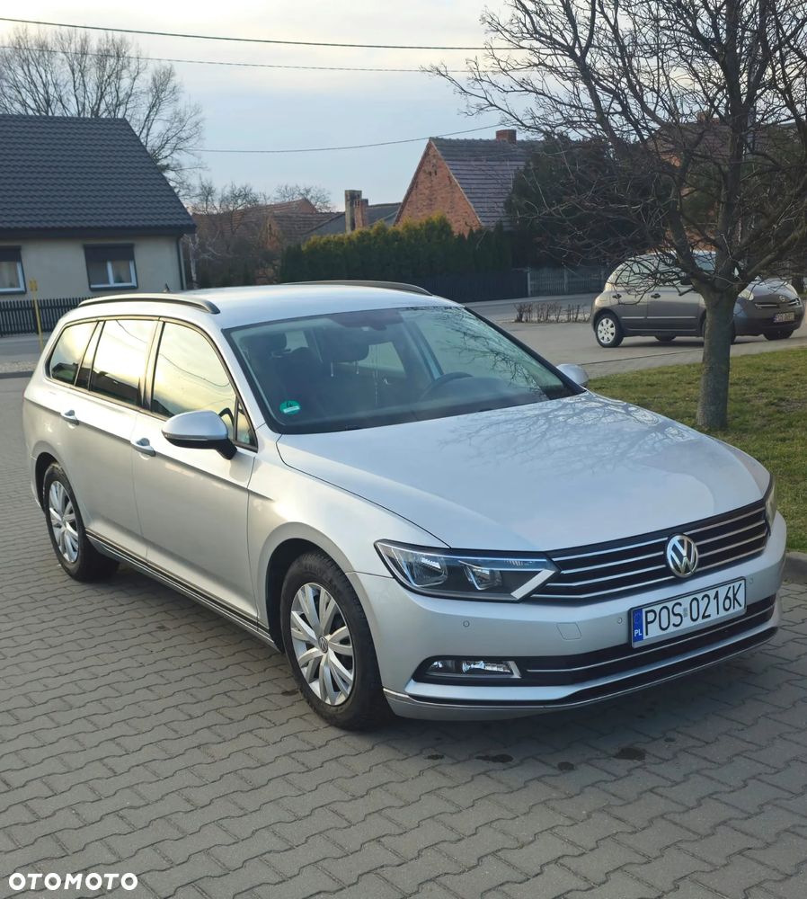 Volkswagen Passat - 2