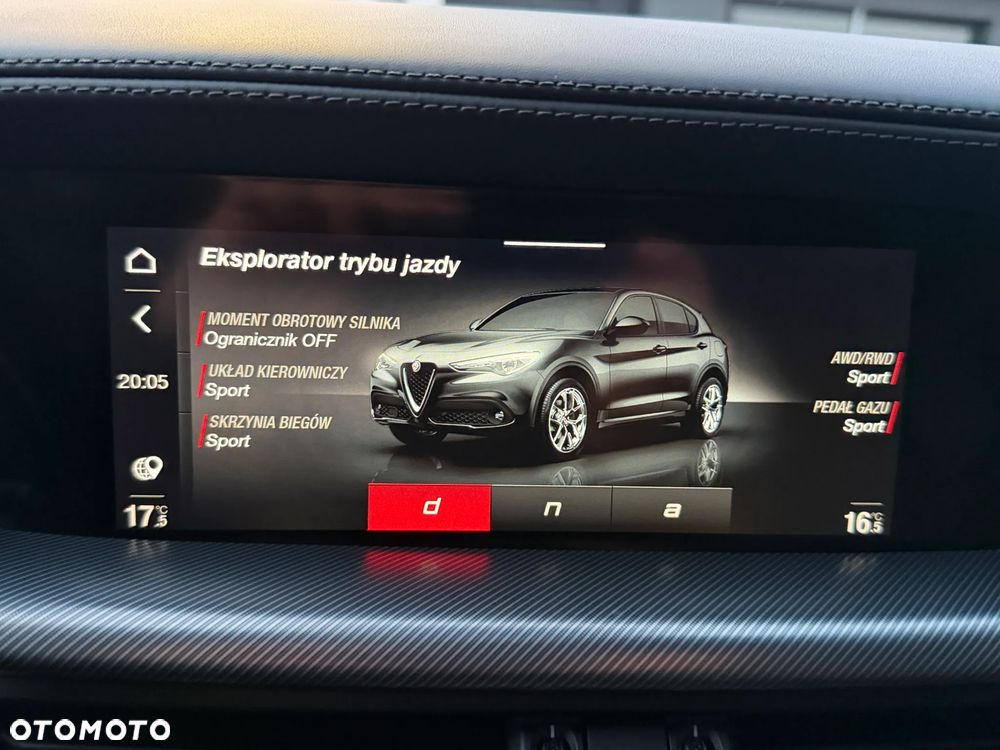 Alfa Romeo Stelvio 2.0 Turbo Veloce Q4 - 22