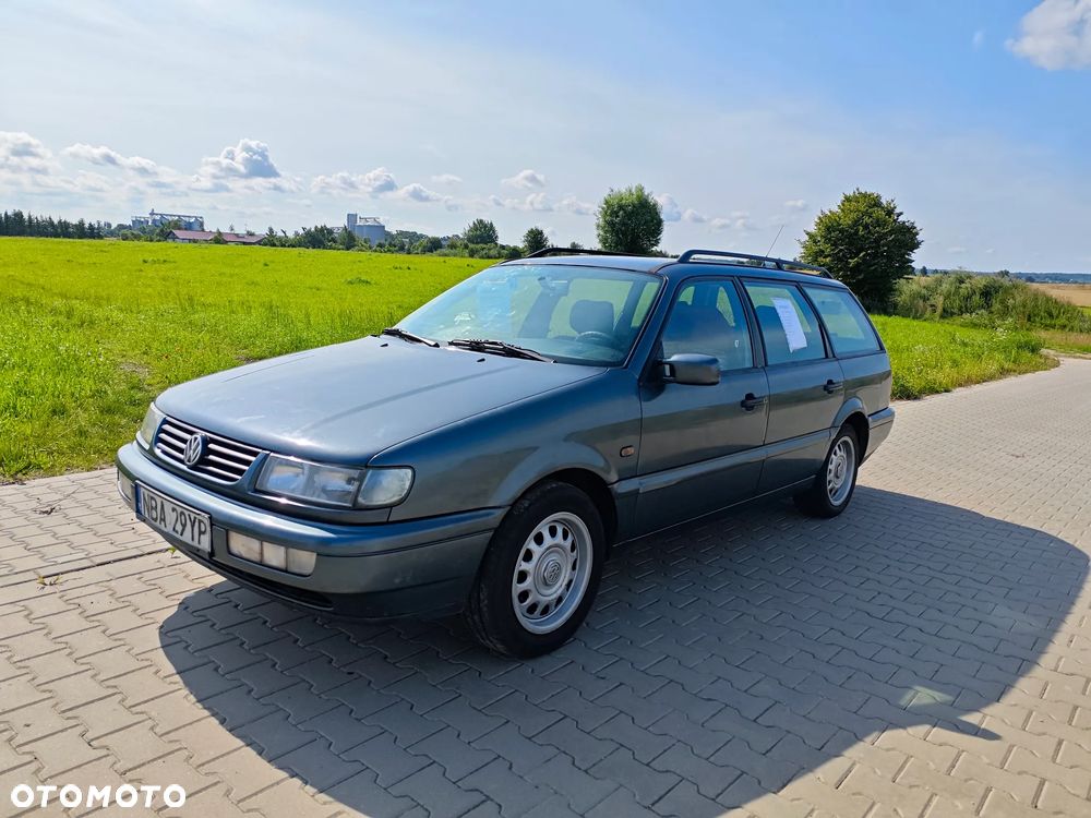 Volkswagen Passat 1.8 GL - 1