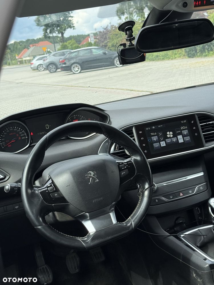 Peugeot 308 - 2
