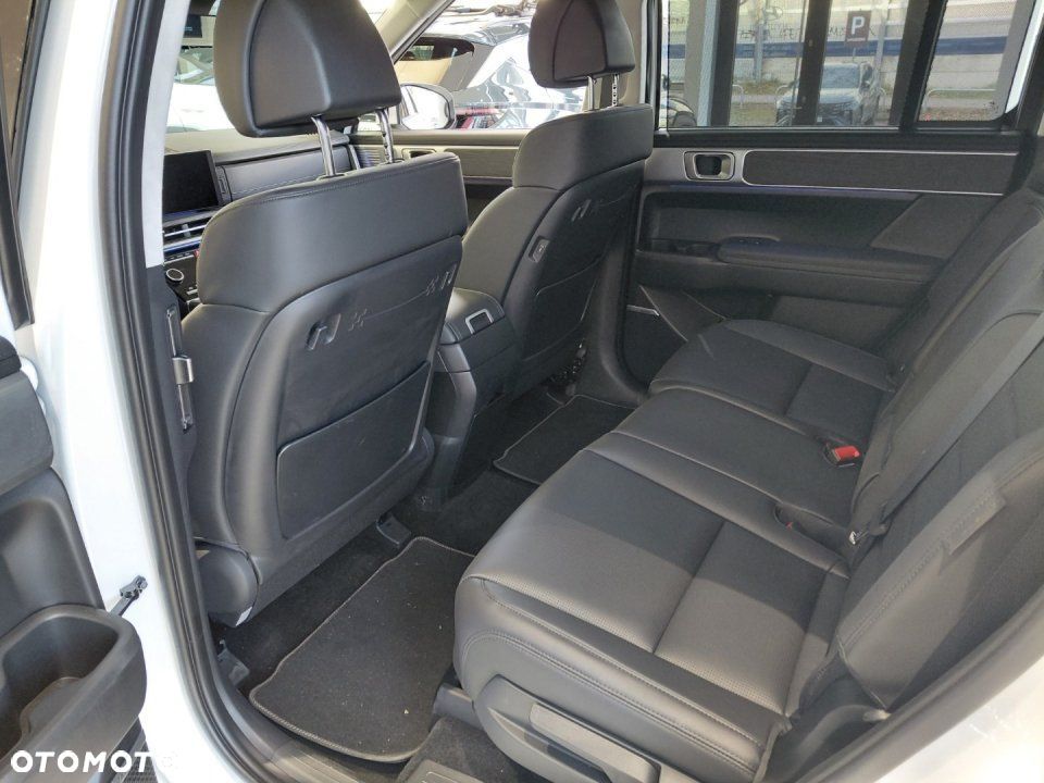 Hyundai Santa Fe - 8