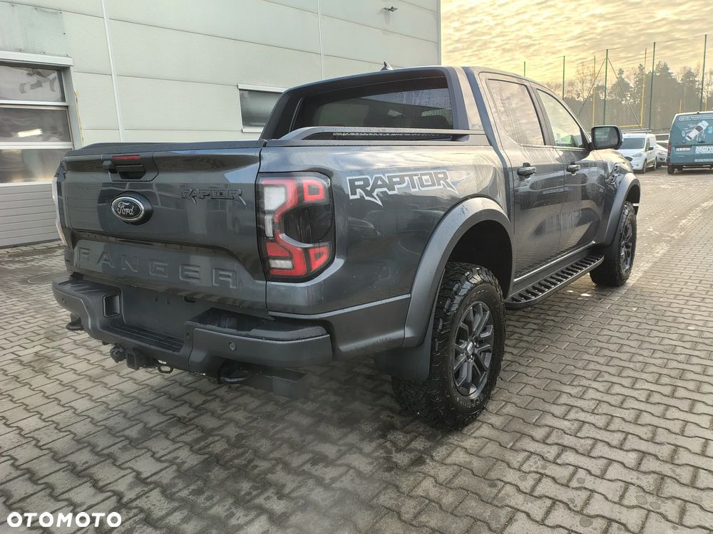 Ford RAPTOR - 9