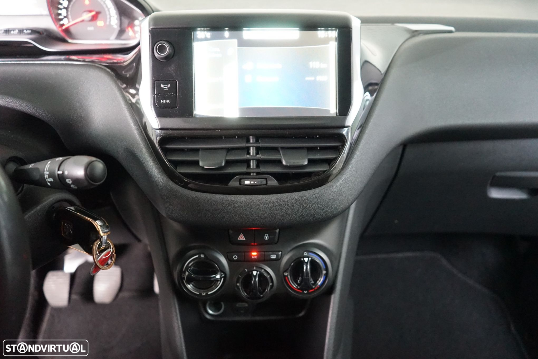 Peugeot 208 - 20