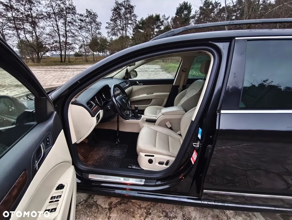 Skoda Superb 2.0 TDI PD Elegance - 28