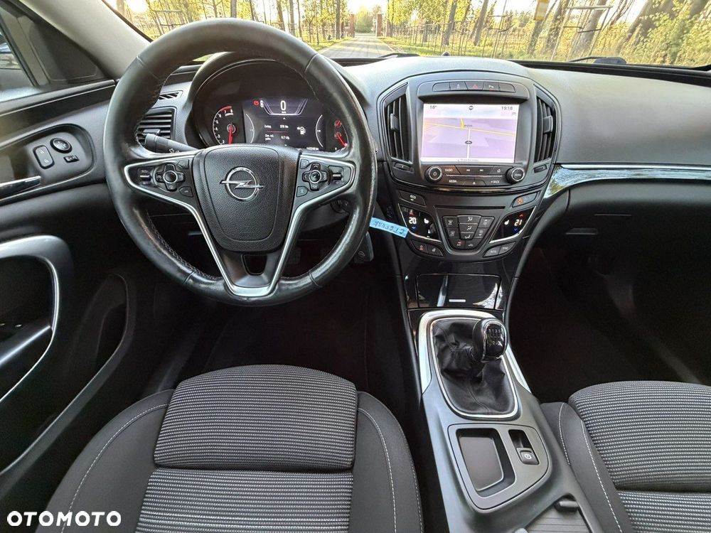 Opel Insignia - 33