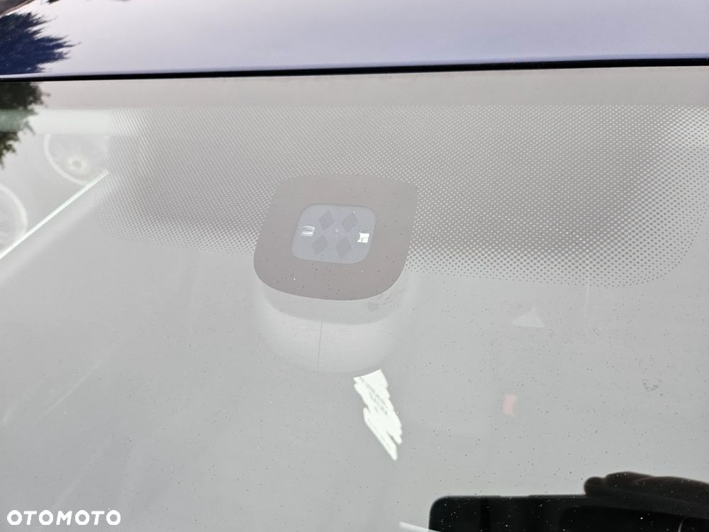 Volkswagen Passat - 24