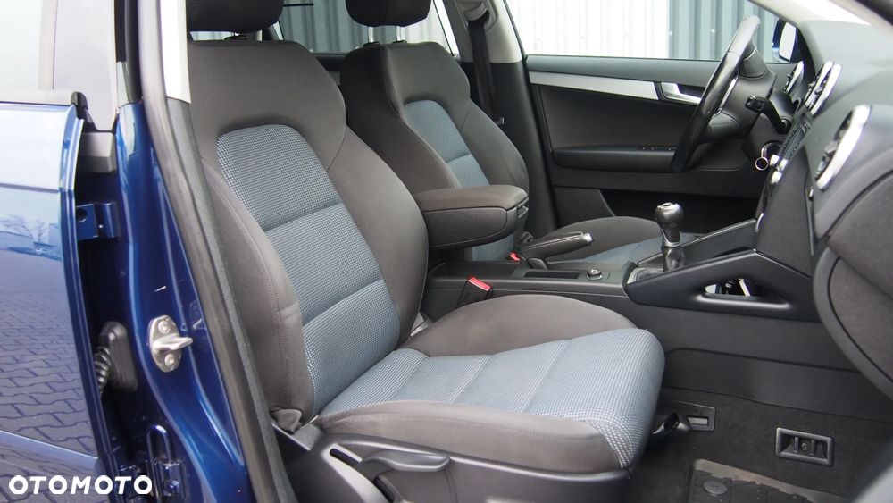 Audi A3 Sportback 2.0 TDI DPF Ambition - 8