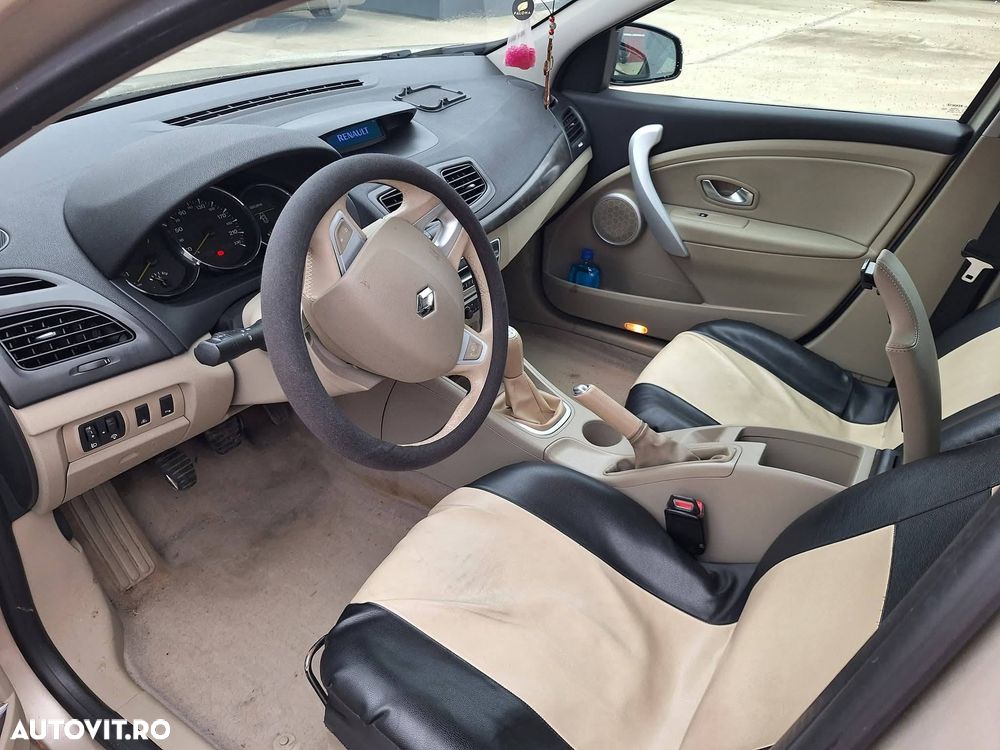 Renault Fluence - 10
