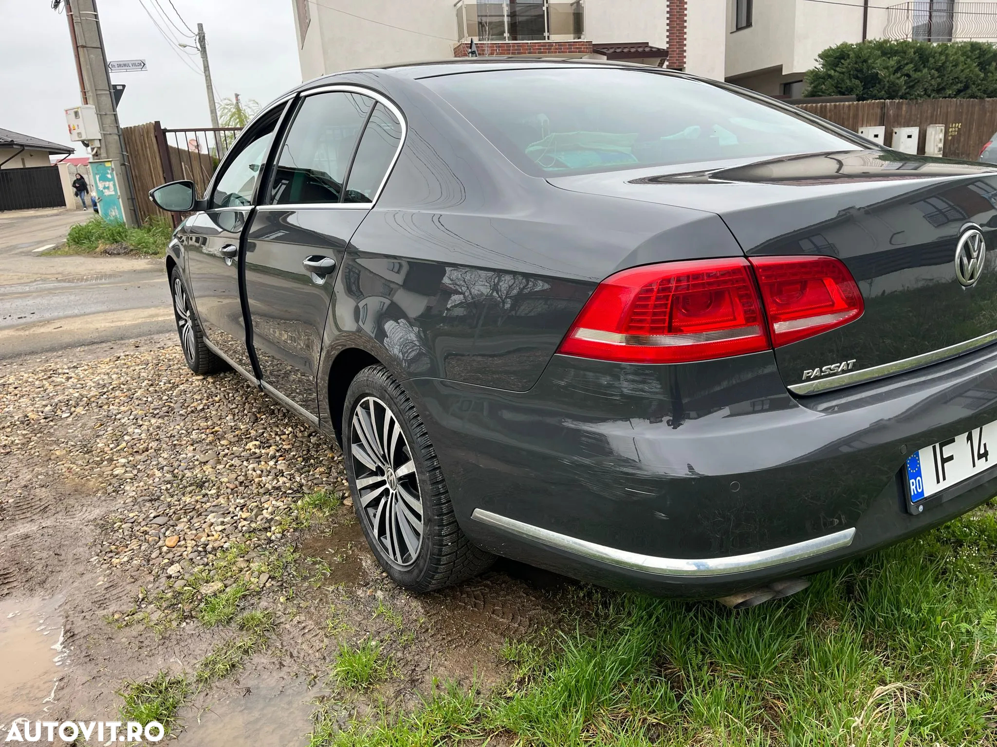 Volkswagen Passat Variant 2.0 TDI BlueMotion Technology Highline - 6