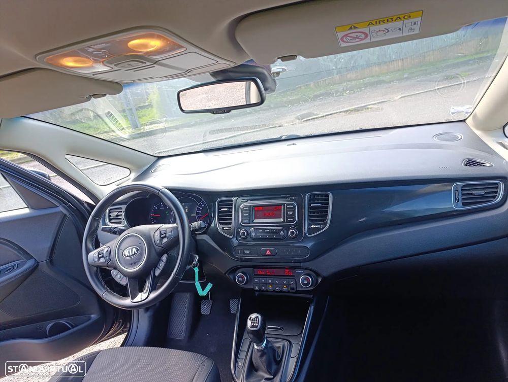 Kia Carens 1.7 CRDi ISG TX - 10
