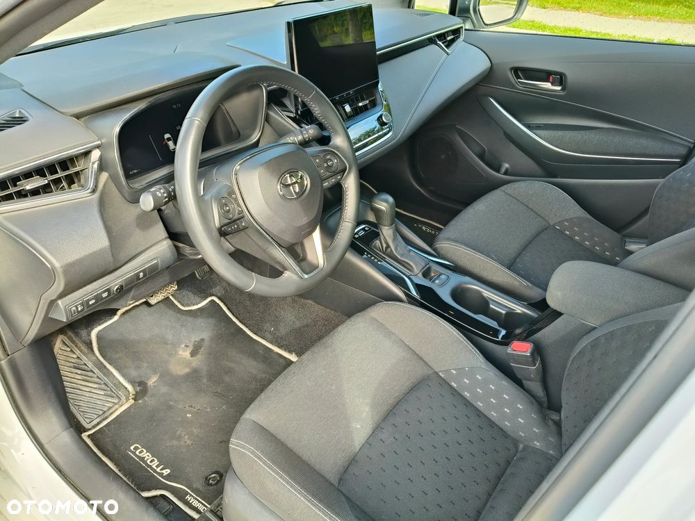 Toyota Corolla 1.8 Hybrid Comfort - 8