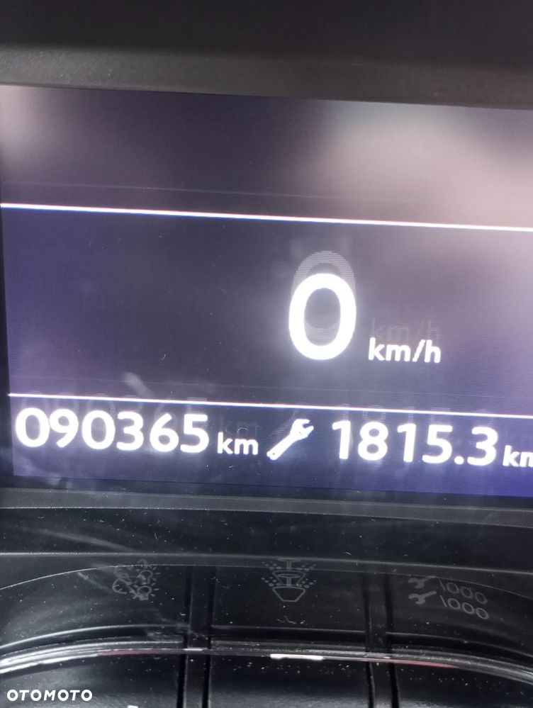 Peugeot 208 1.2 VTi Allure - 11