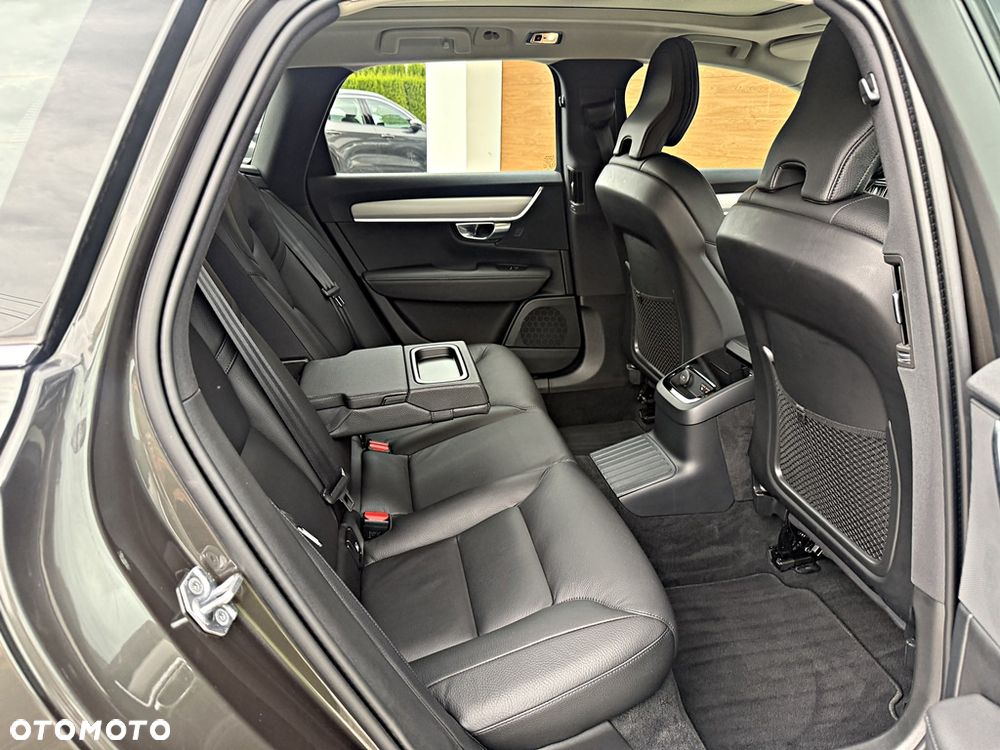 Volvo V90 T6 Recharge AWD Geartronic Inscription - 27